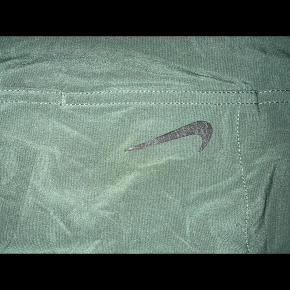 Nike Shorts Men's Large Yoga Training Dri-Fit Lightweight Shorts - Picture 2 of 9